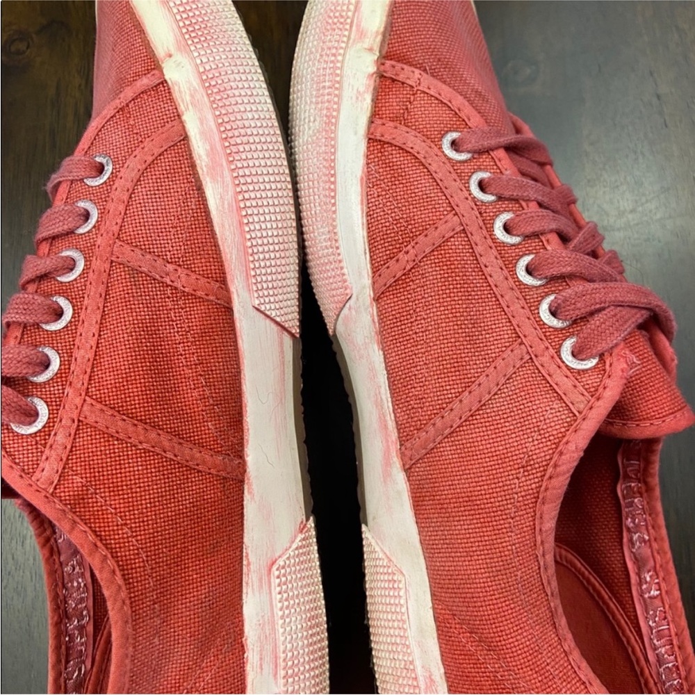 Superga Size 11 Classic Cotu Red Sneaker EUC - Picture 5 of 9